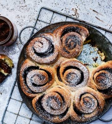 Schneckennudeln mit Ovomaltine Crunchy Cream